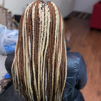 Medium Box Braids for Styledbyharrieto