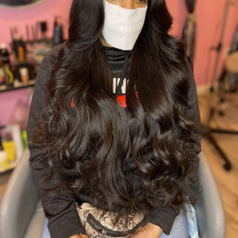 (Hairstylist) Weaves wigs and extension for amberalston